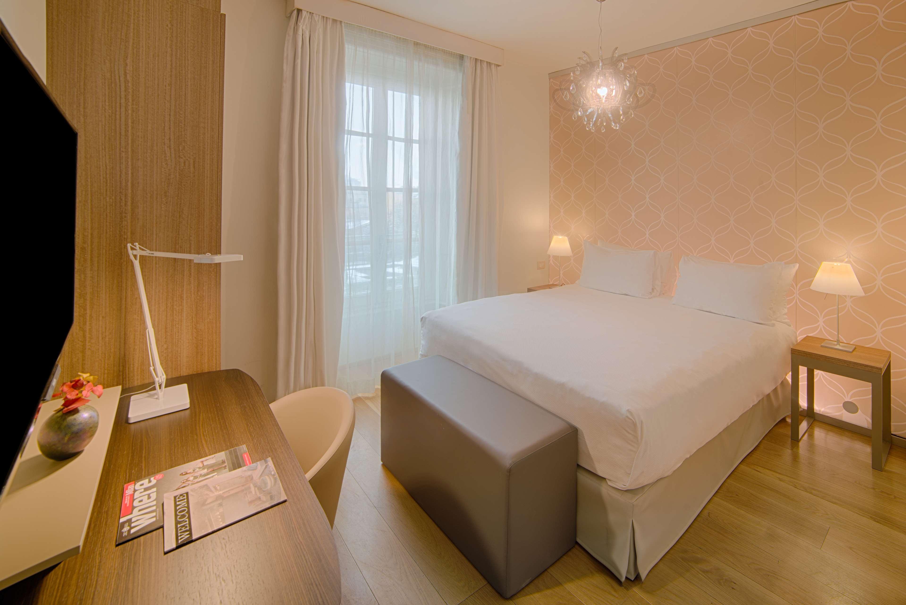 Hotel NH Milano Palazzo Moscova Esterno foto
