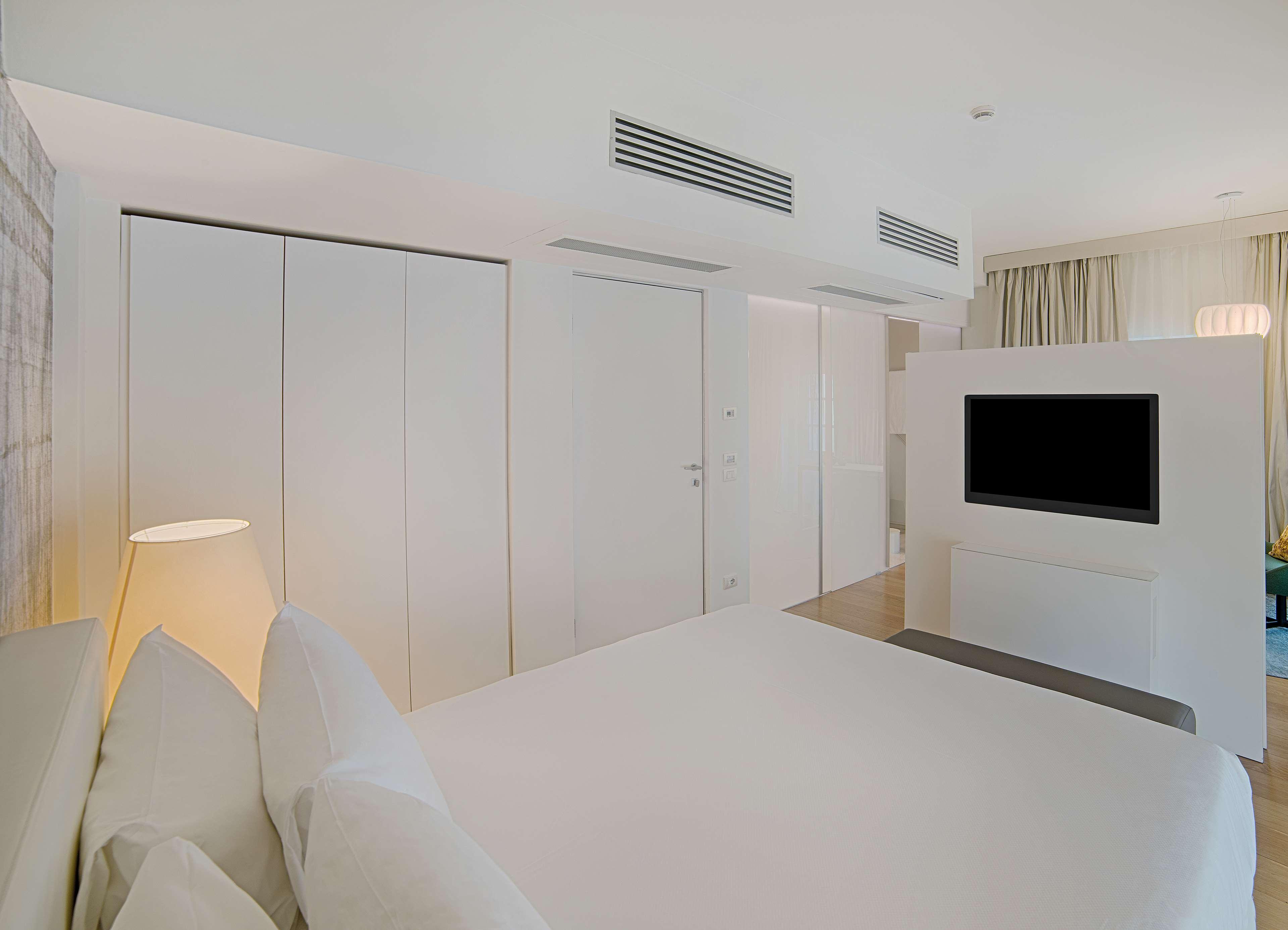 Hotel NH Milano Palazzo Moscova Esterno foto