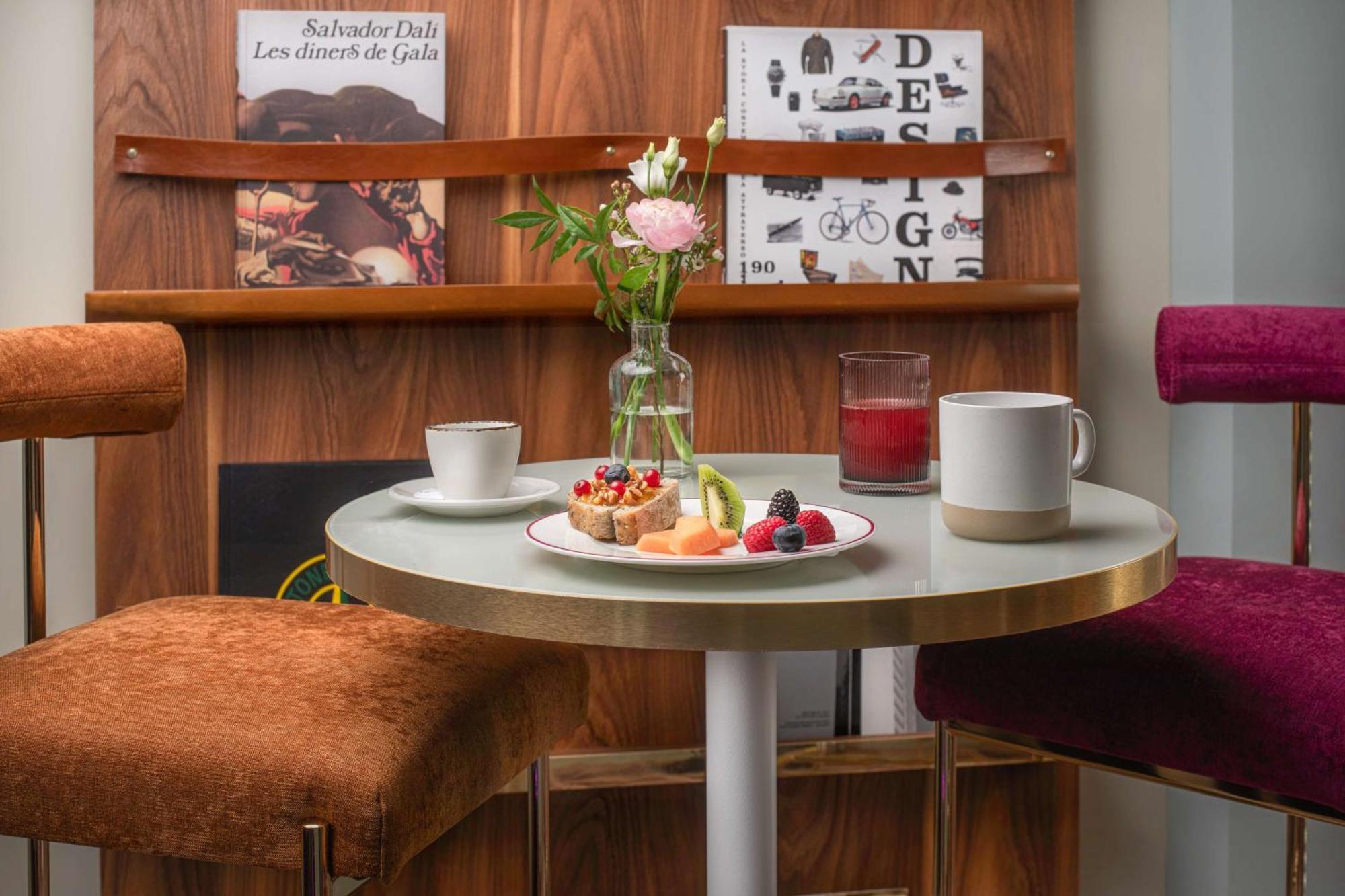 Hotel NH Milano Palazzo Moscova Esterno foto